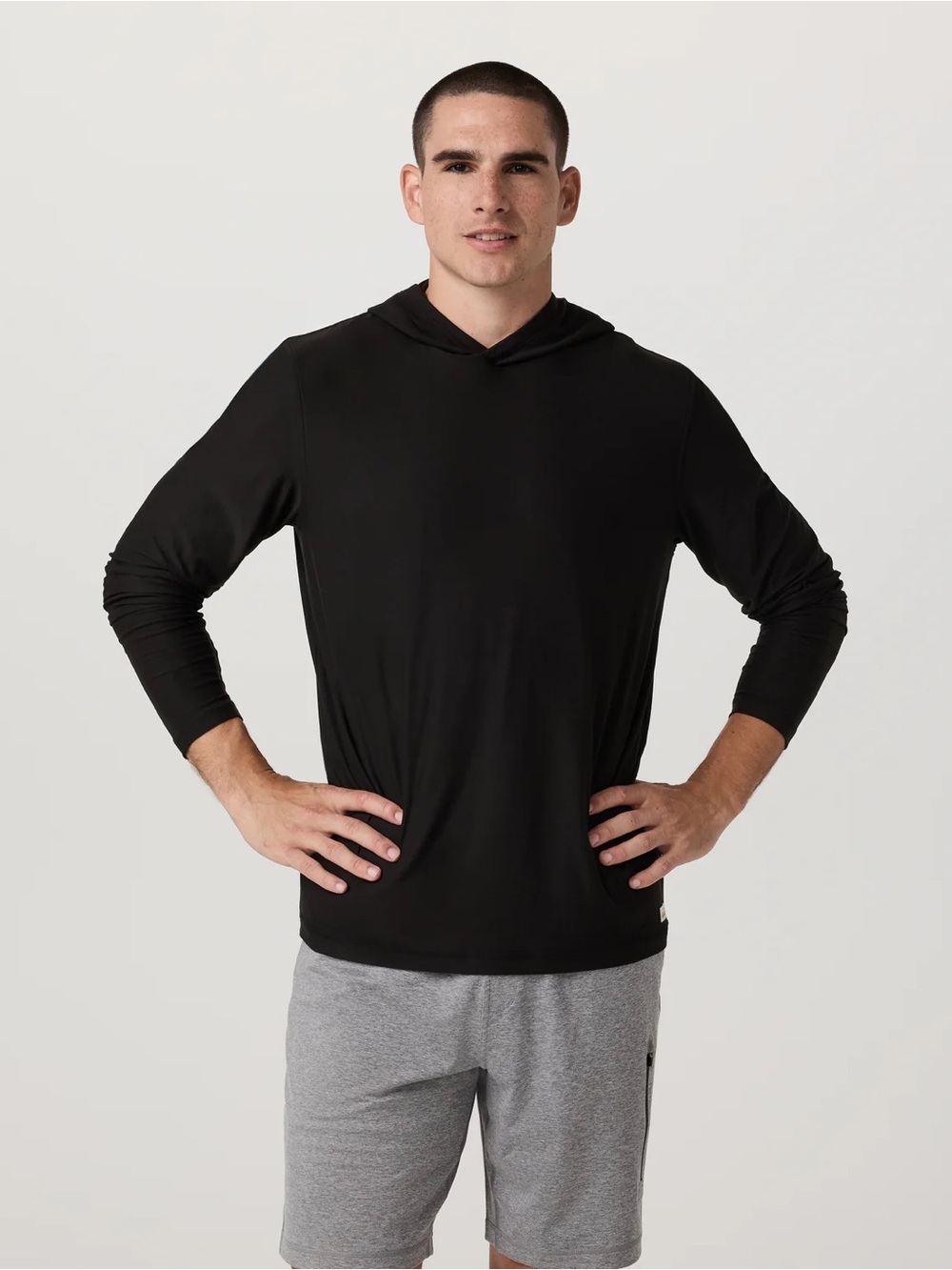 Vuori Men's Black Lightweight Hooded Long-Sleeve